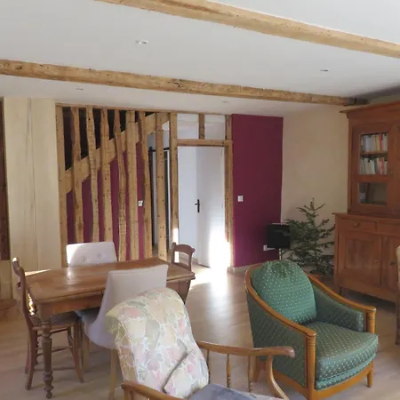 Grande Maison De Village, Renovation Ecologique Holiday home Viey
