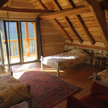 Grande Maison De Village, Renovation Ecologique بيت للعطل