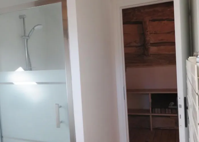 Grande Maison De Village, Renovation Ecologique 펜션 *