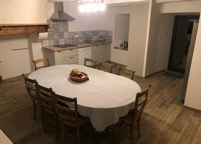 Grande Maison De Village, Renovation Ecologique 펜션 Viey